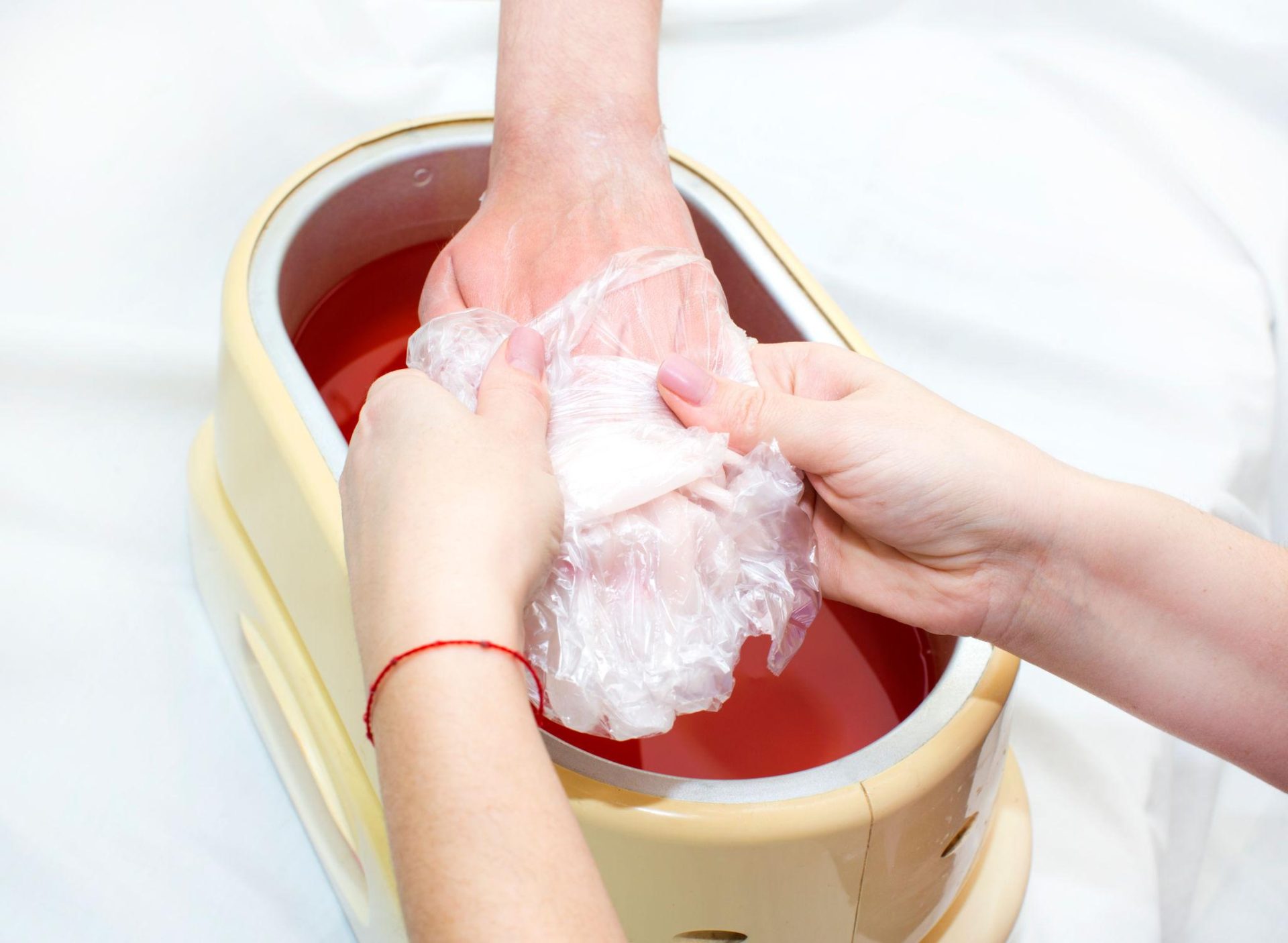 Paraffinbad Therapie Hände